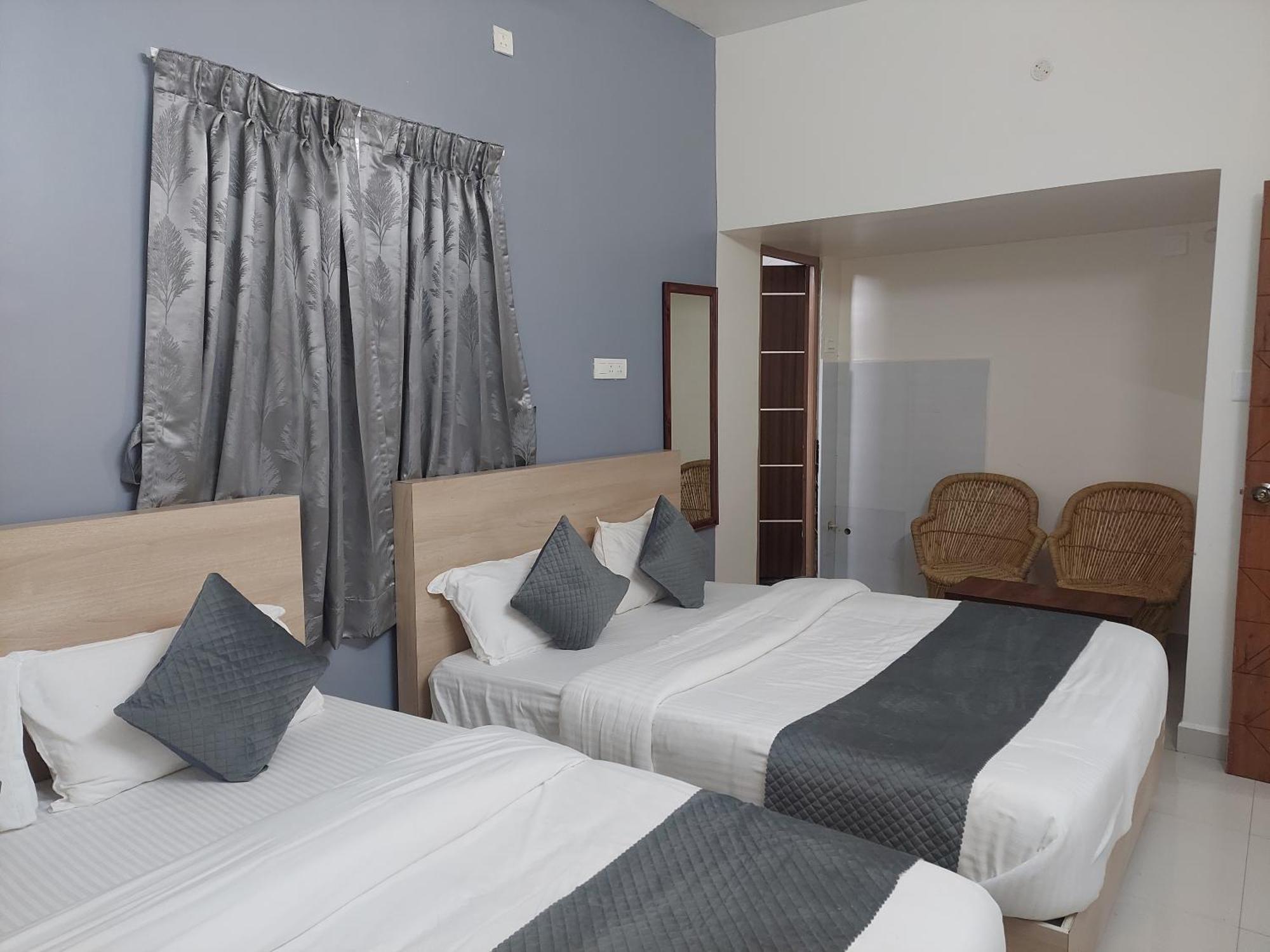 Sapphire Stayss Yelagiri Exteriör bild
