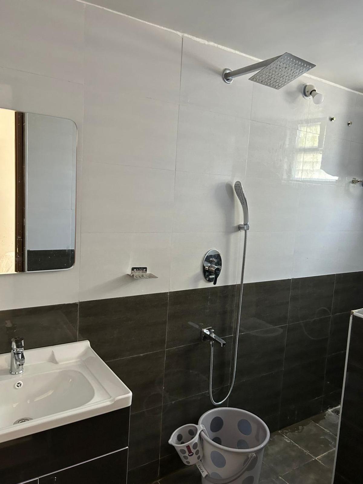 Sapphire Stayss Yelagiri Exteriör bild