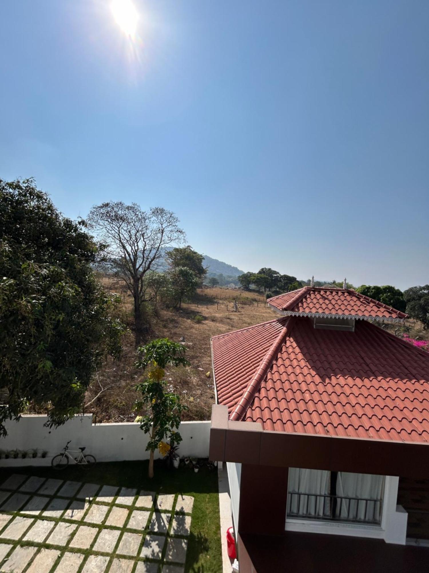 Sapphire Stayss Yelagiri Exteriör bild